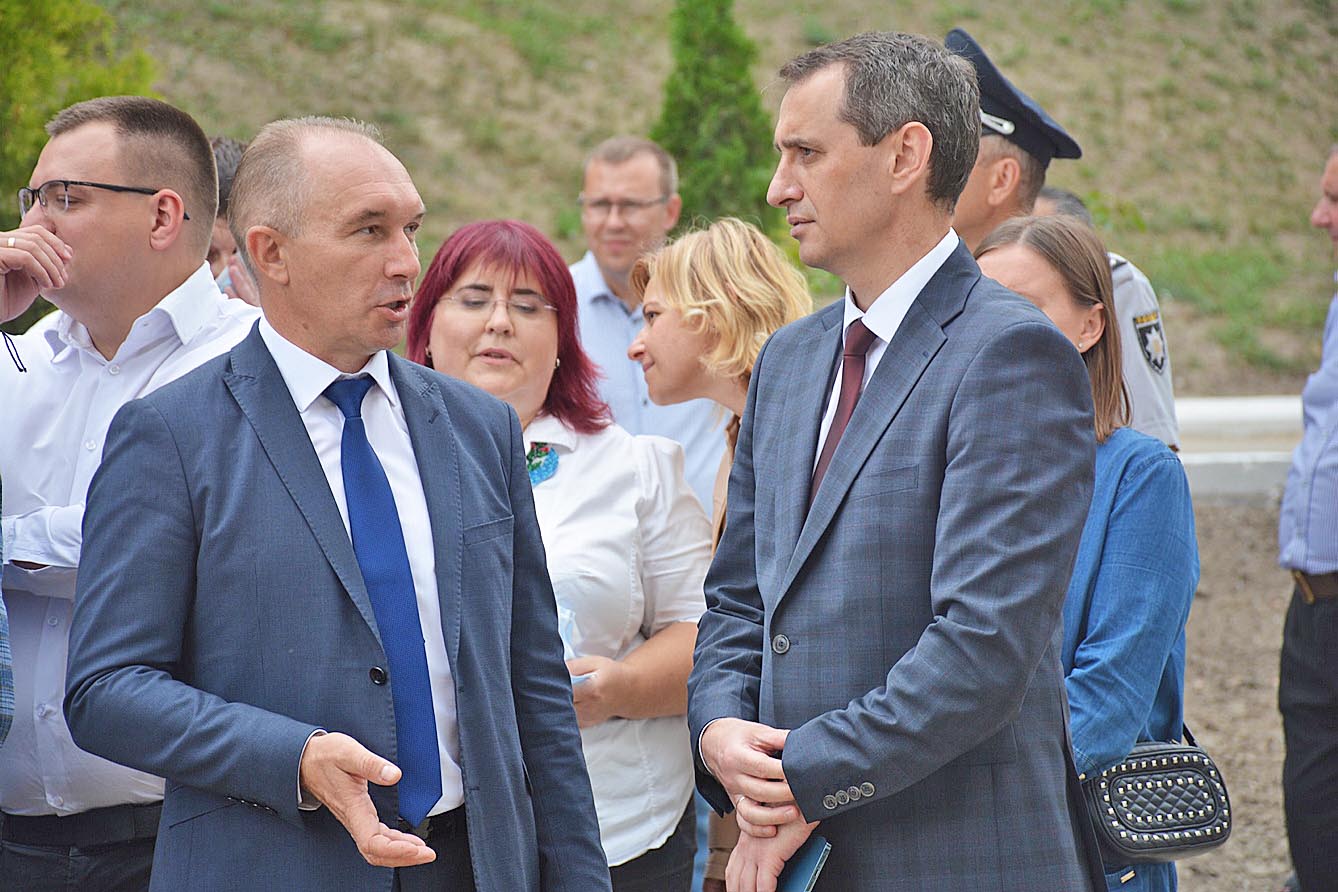 Юрій Бова (ліворуч) і міністр охорони здоров’я Віктор Ляшко